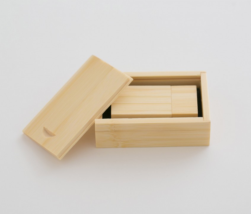 Small Wooden Box with Sliding Lid / Pendrive Memory Stick Disk Data Storage  Box